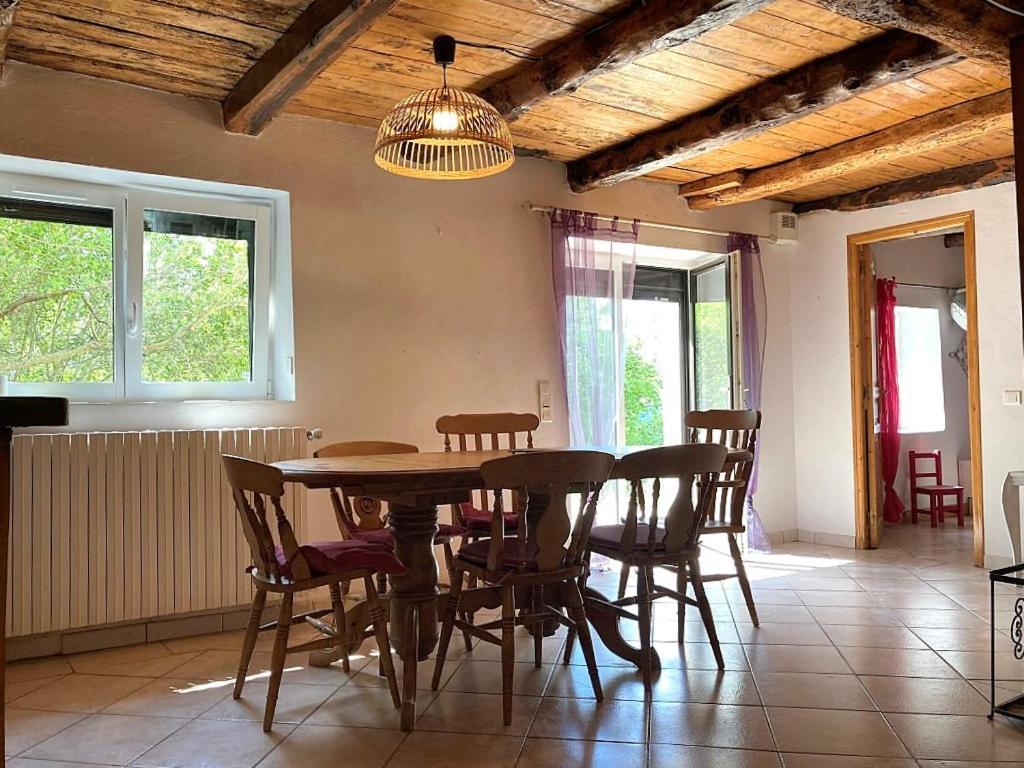 Location Gite Entre Cahors Et St Cirq Lapopie Arcambal Екстериор снимка