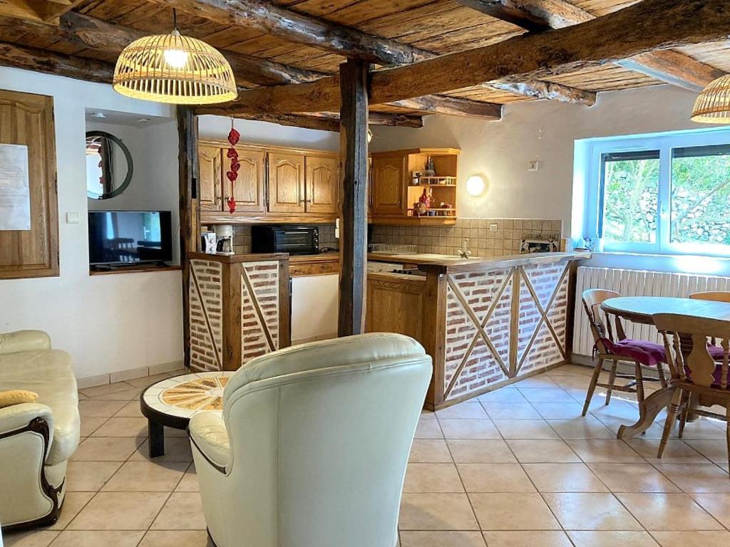 Location Gite Entre Cahors Et St Cirq Lapopie Arcambal Екстериор снимка